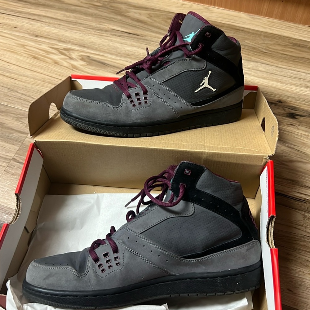 Jordan’s size 10